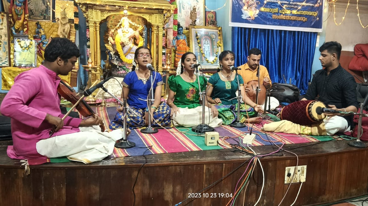 Navaratri Pooja Sangeetholsavam 8